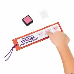 Outlet 🤩 Heart Thumbprint Bookmarks Craft Kit - Makes 12 🤩 -BTSE Shop heart thumbprint bookmarks craft kit makes 1248 7718 a02